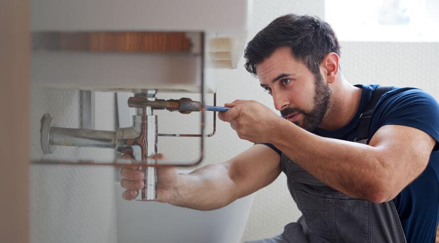 Water heater leaking fix in Queen Anne, MD